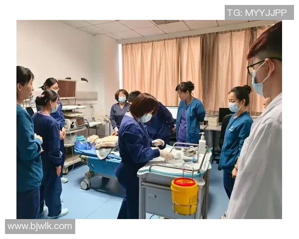 上海篮球队选拔赛点评:意识表现与团队协作的深度分析 上海篮球队选拔赛点评:意识表现与团队协作的深度分析