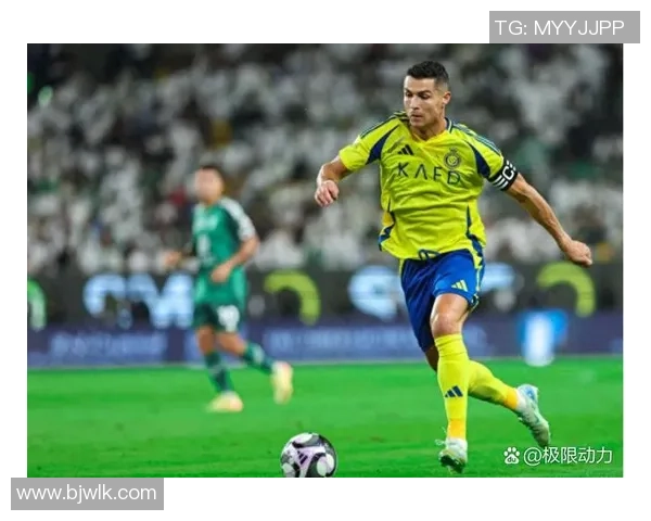 足球明星合同到期引发转会市场热潮各大俱乐部争相抢购新星