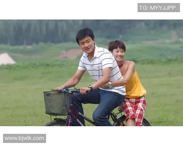 重男轻女现象在足球界的影响与某明星的争议性言论分析