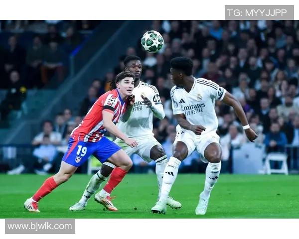 从青涩少年到足球巨星揭秘足球明星的青训成长之路