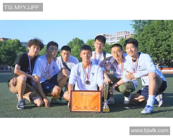 广州足球队心理素质分析：如何提升球队在比赛中的心理韧性与表现